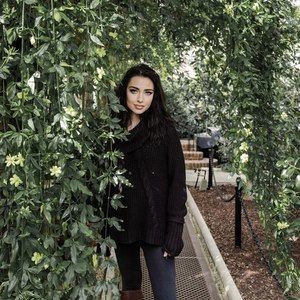 Meet your Posher, Julia